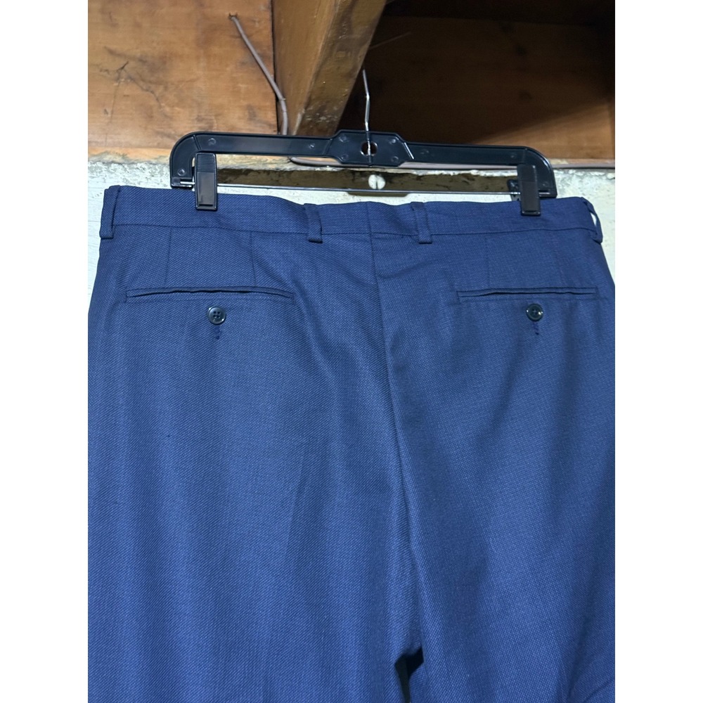 Van Heusen Mens Dress Pants 34x30 Navy Blue Pleated Polyester/Rayon Blend Slacks - Picture 4 of 8